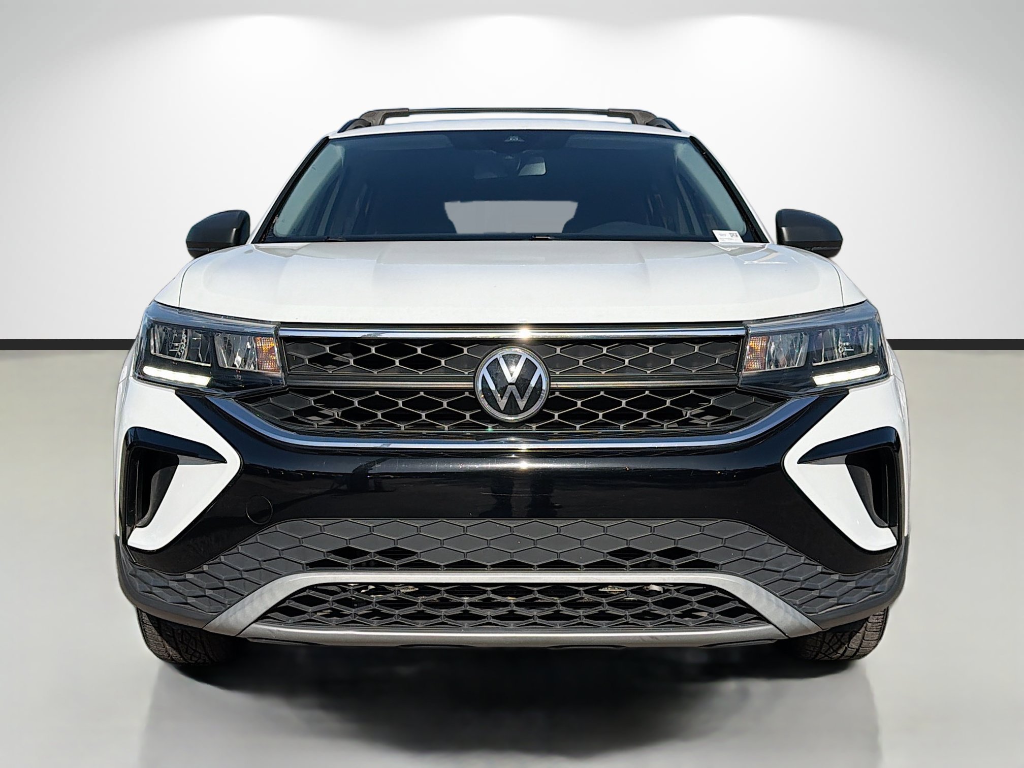 Used 2022 Volkswagen Taos S FWD image 8