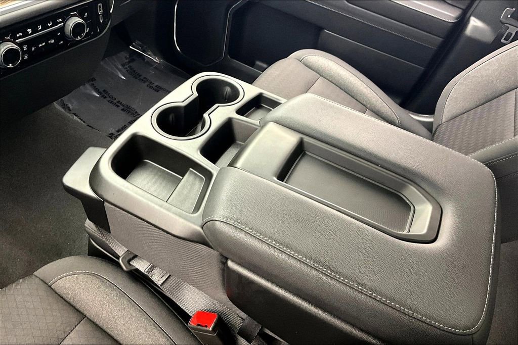 Used 2024 Chevrolet Silverado 1500 LT image 15