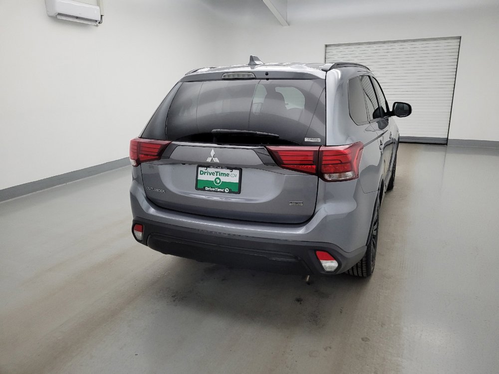 Used 2020 Mitsubishi Outlander SE AWD/4WD image 7