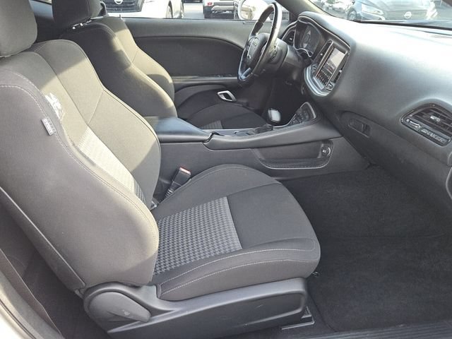 Used 2022 Dodge Challenger R/T Scat Pack RWD image 13