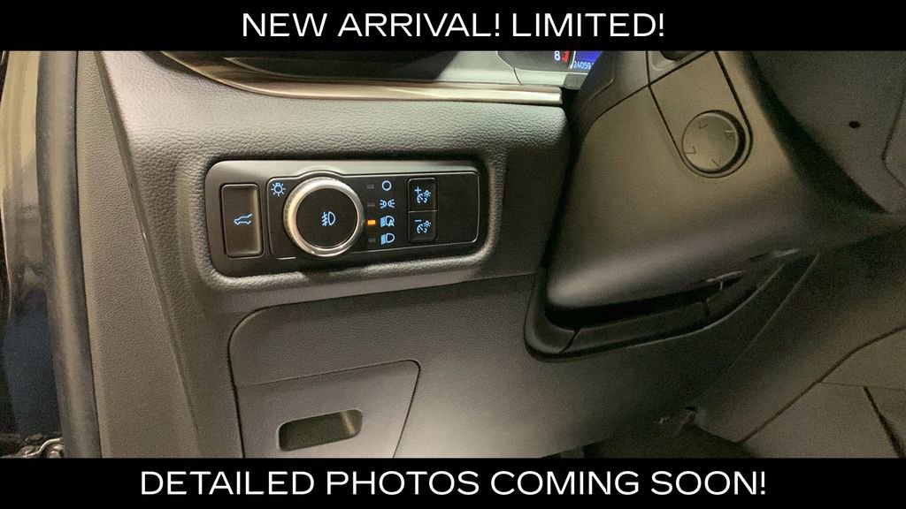 Used 2023 Ford Explorer Limited w/ Limited Technology Package AWD/4WD image 37