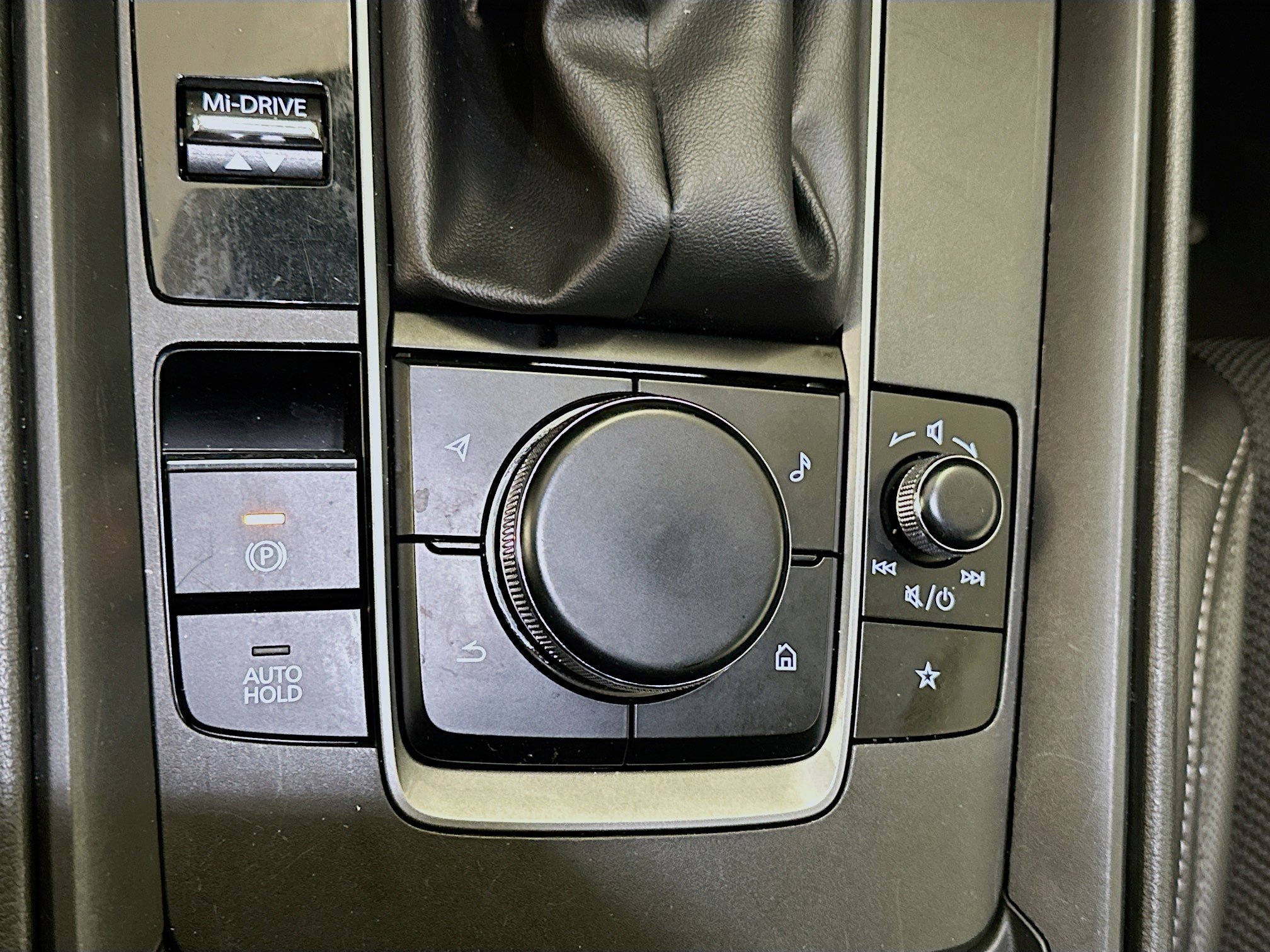 Used 2025 MAZDA CX-50 AWD 2.5 S w/ Premium Package image 26