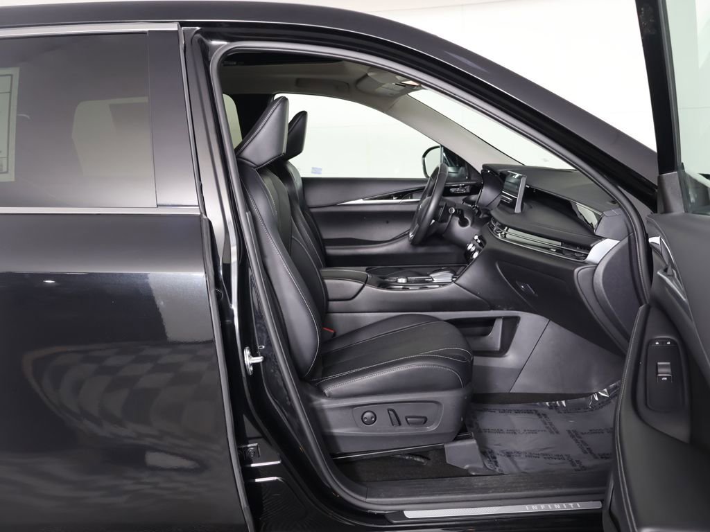Used 2024 INFINITI QX60 Pure image 39