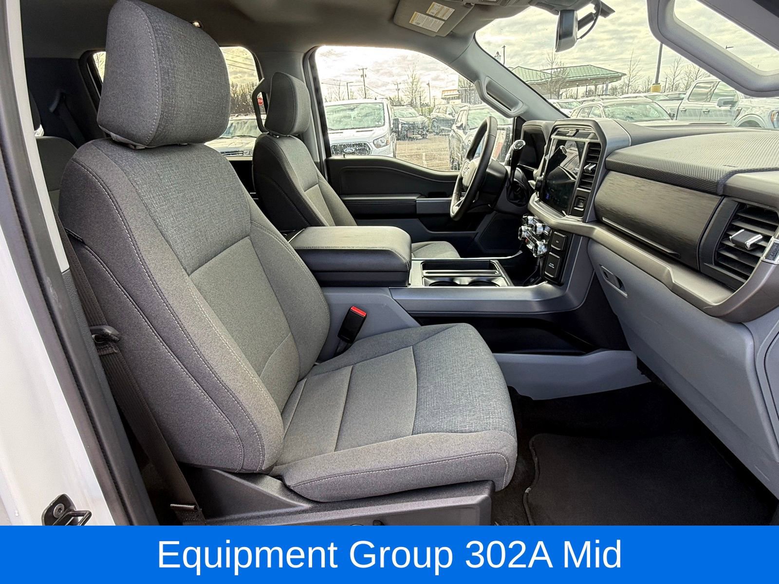 Used 2025 Ford F150 XLT w/ Equipment Group 302A MID image 22