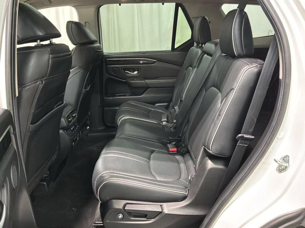 Used 2024 Honda Pilot Elite image 21