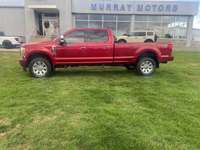 Used 2017 Ford F250 Platinum w/ FX4 Off-Road Package image 2