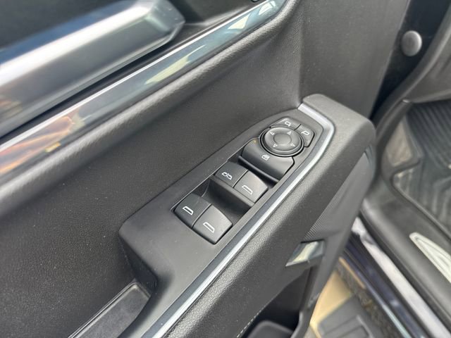 Used 2023 Chevrolet Silverado 1500 LT AWD/4WD image 13