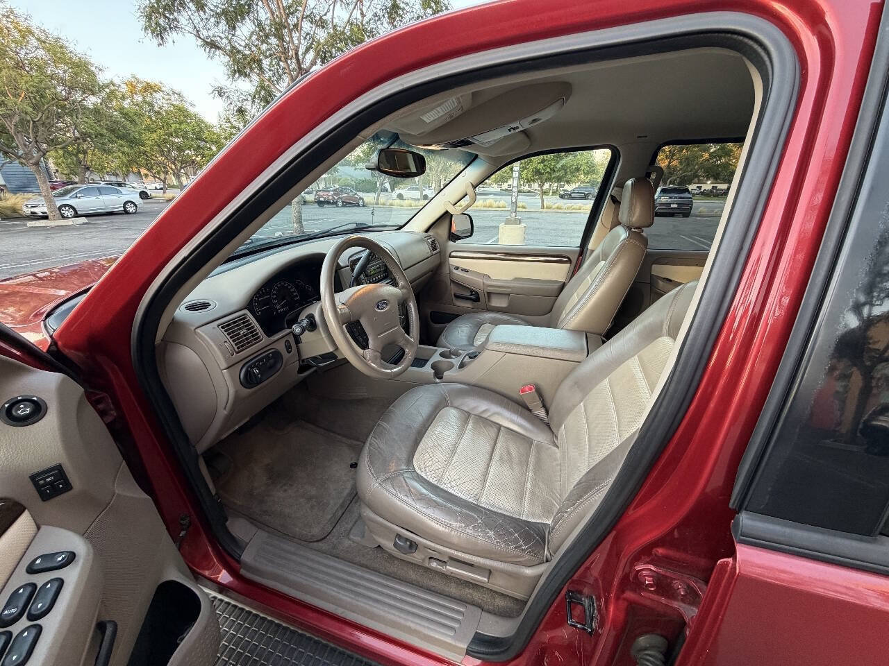 Used 2002 Ford Explorer Eddie Bauer AWD/4WD image 12