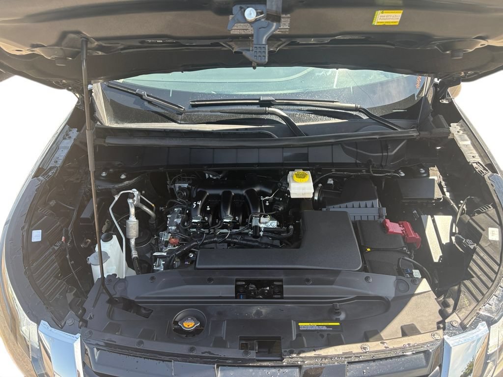 Used 2025 Nissan Pathfinder S FWD image 18