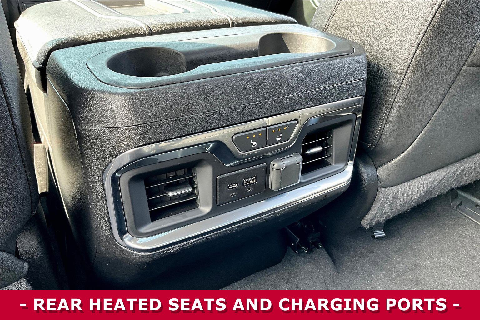 Used 2020 Chevrolet Silverado 2500 LTZ w/ LTZ Premium Package image 11