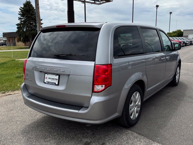 Used 2018 Dodge Grand Caravan SE FWD image 33