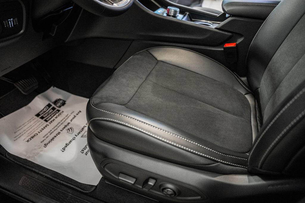 New 2025 Jeep Grand Cherokee L Altitude image 26