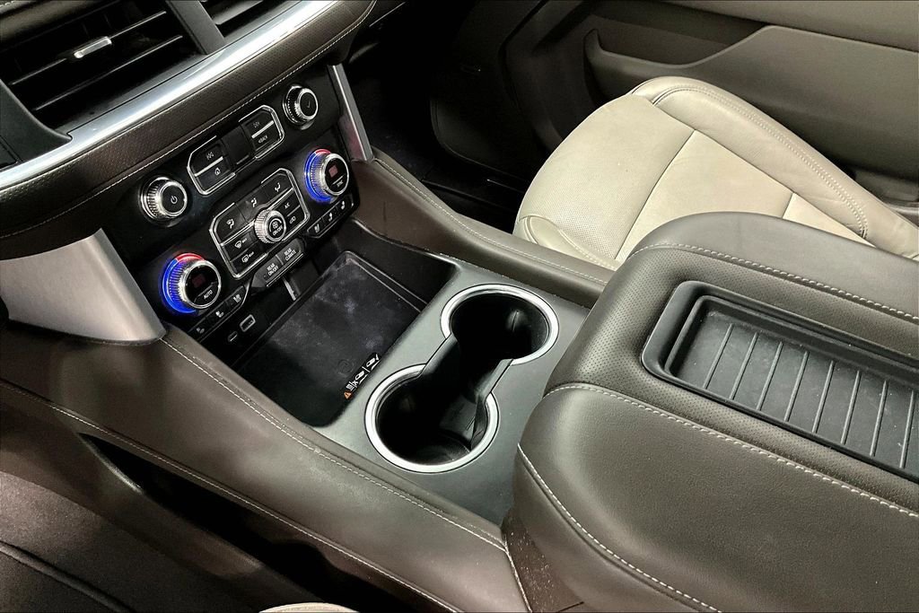 Used 2021 GMC Yukon SLT w/ SLT Luxury Plus Package image 17