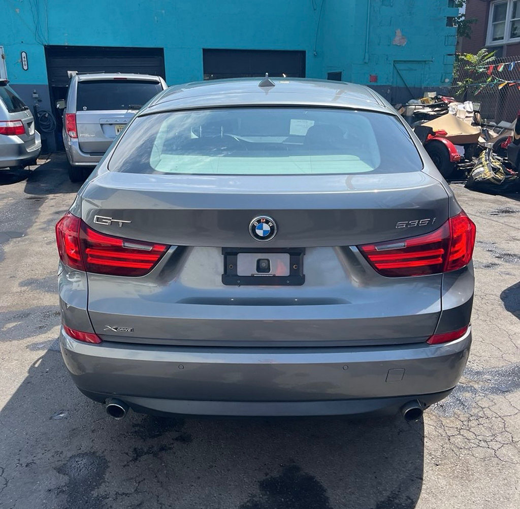 Used 2017 BMW 535i Gran Turismo xDrive AWD/4WD image 5