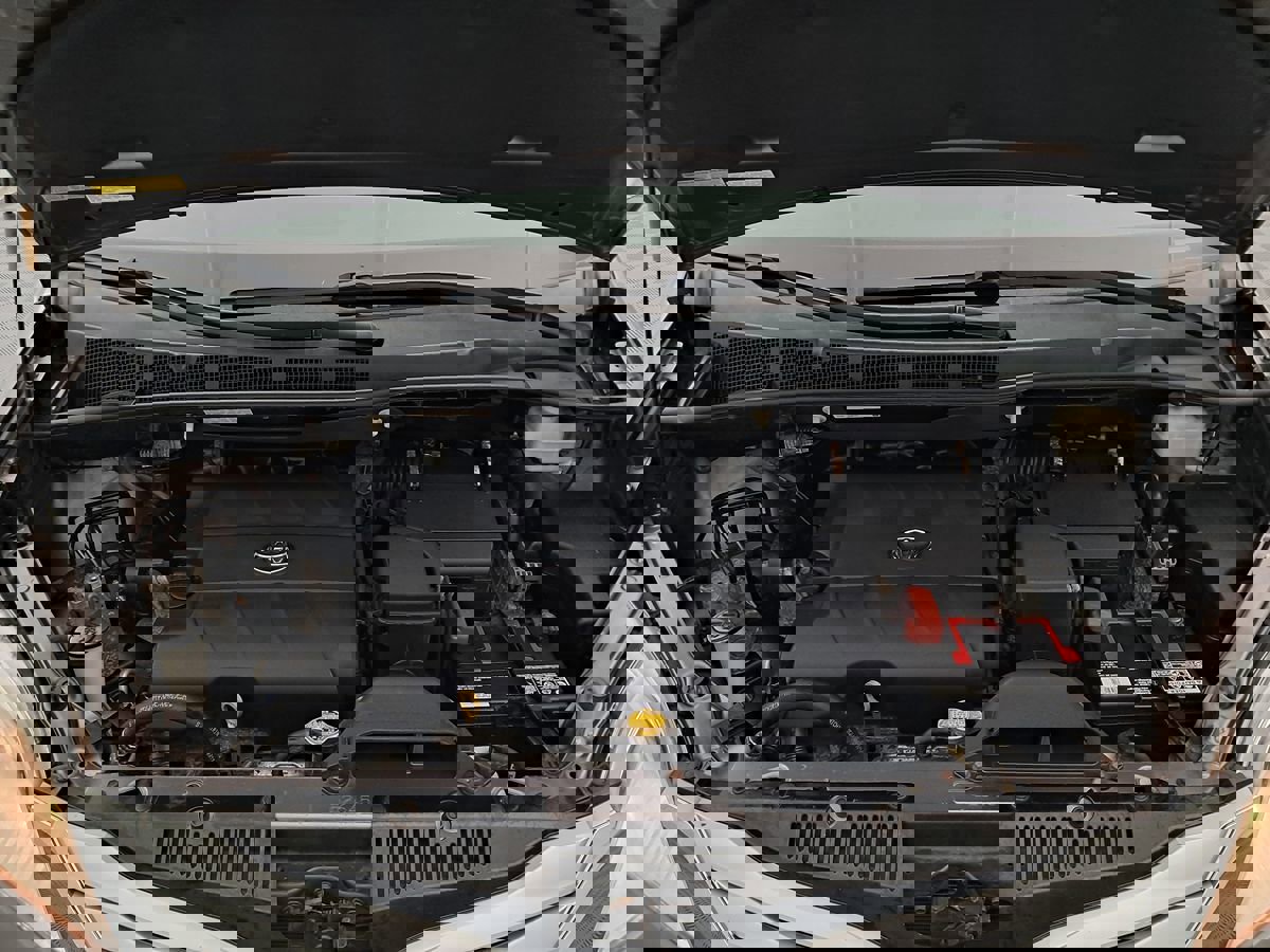 Used 2013 Toyota Sienna Limited w/ Premium Pkg image 35