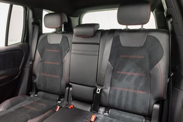 Used 2020 Mercedes-Benz GLB 250 4MATIC image 24