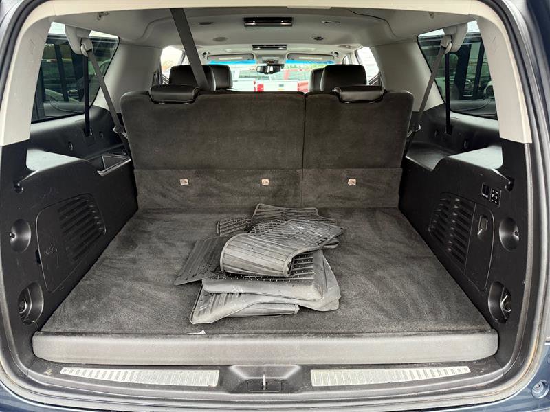 Used 2019 Chevrolet Suburban Premier image 23