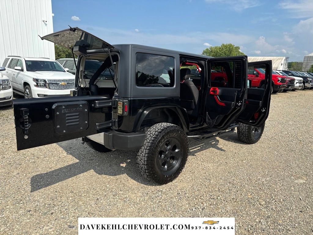 Used 2015 Jeep Wrangler Unlimited Sahara AWD/4WD image 29