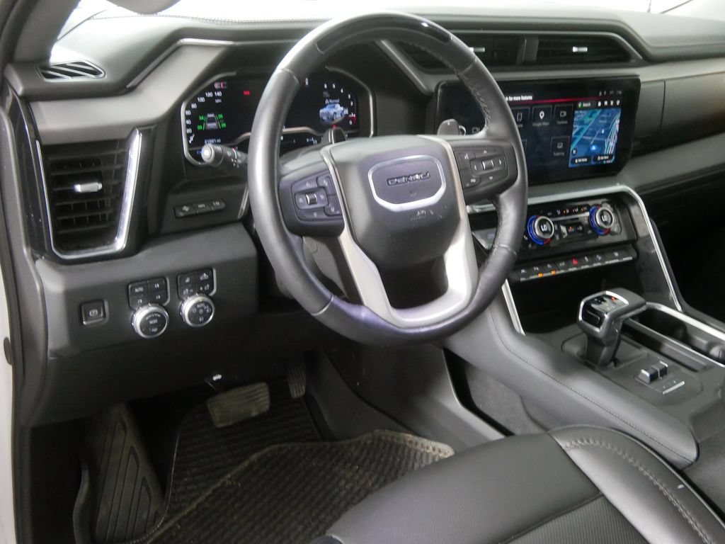 Used 2024 GMC Sierra 1500 Denali w/ Technology Package AWD/4WD image 14