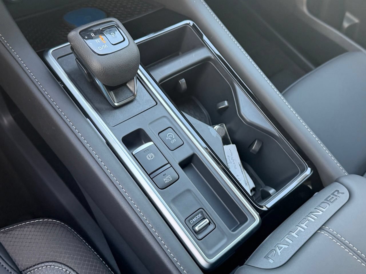 New 2026 Nissan Pathfinder SL FWD image 14