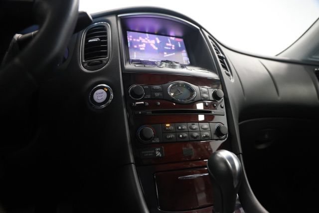Used 2017 INFINITI QX50 AWD w/ Premium Plus Package image 23