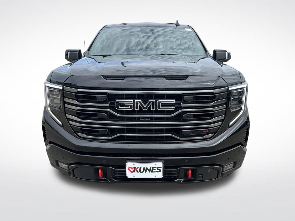 Used 2026 GMC Sierra 1500 AT4 w/ AT4 Premium Package AWD/4WD image 4
