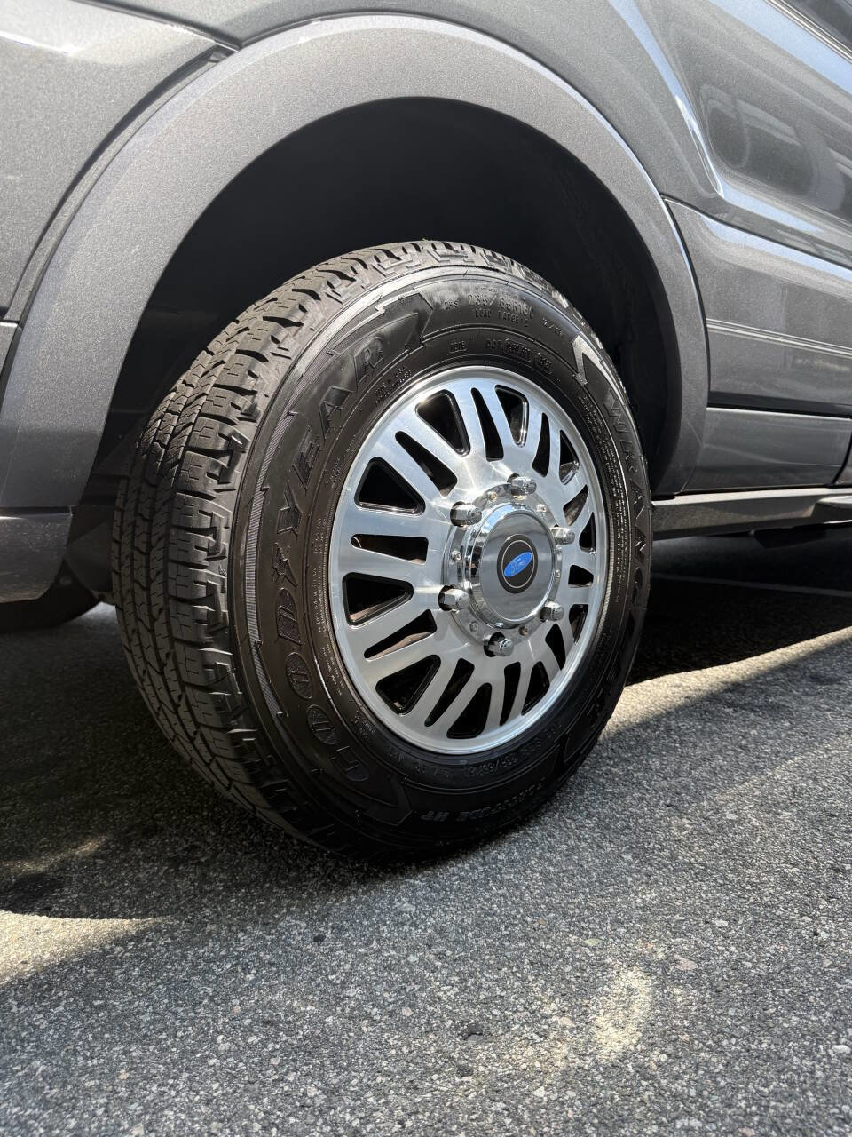 Used 2023 Ford Transit 250 148 High Roof Extended AWD image 22