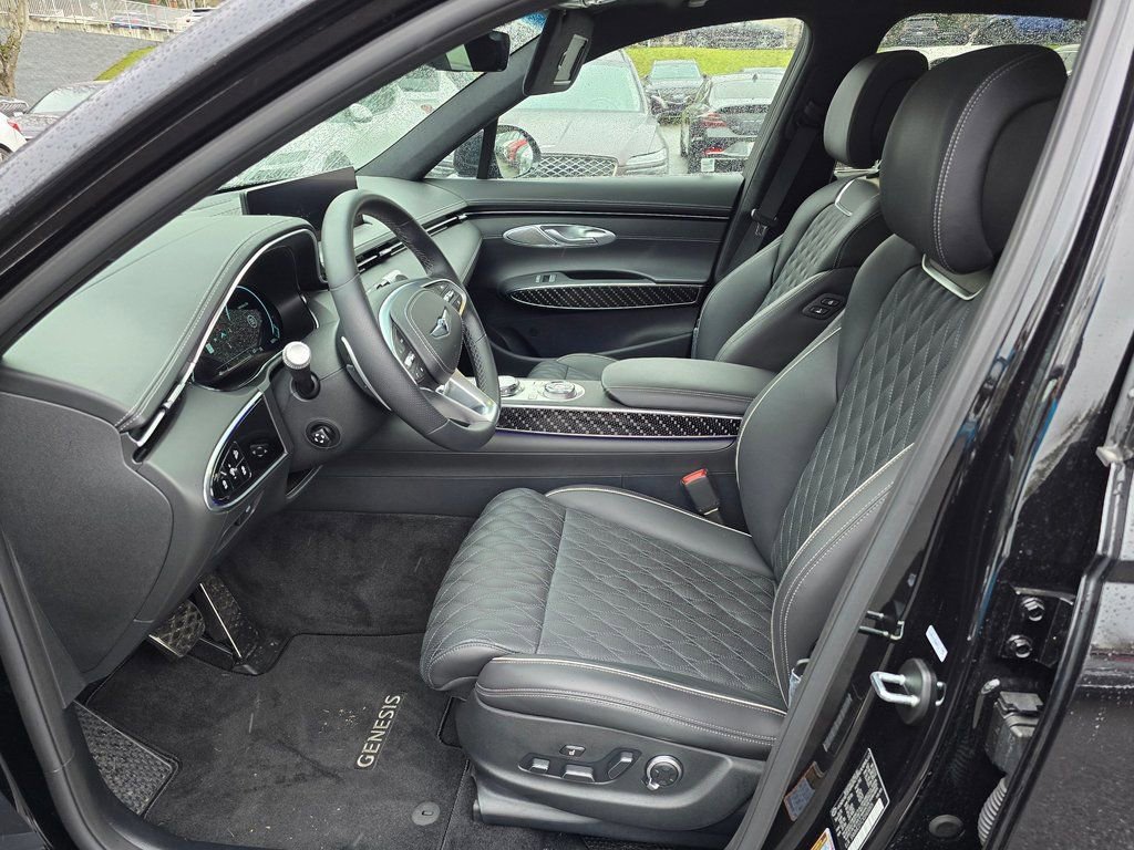 Certified 2025 Genesis GV70 3.5T Sport w/ Sport Prestige Package image 20