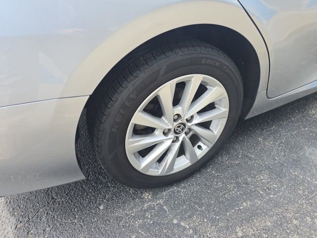 Used 2023 Toyota Camry LE image 37