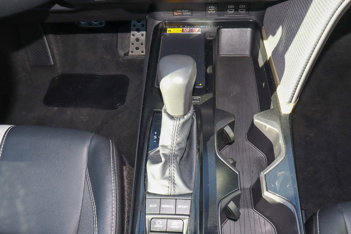 Used 2025 Toyota Camry SE image 19