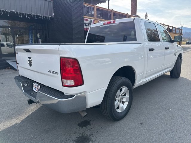 Used 2022 RAM 1500 Classic SLT image 8