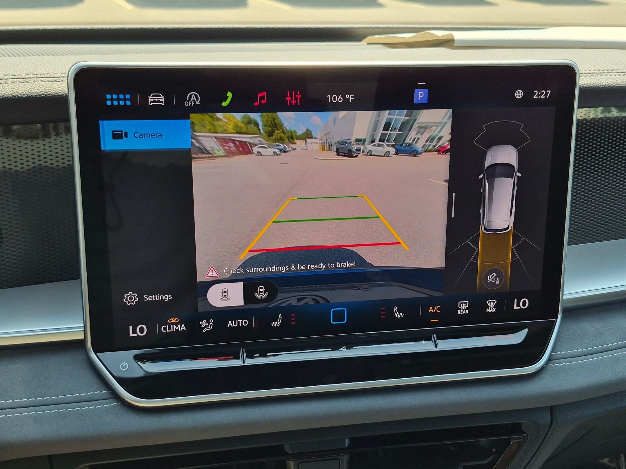 New 2026 Volkswagen Tiguan SE R-Line FWD image 22
