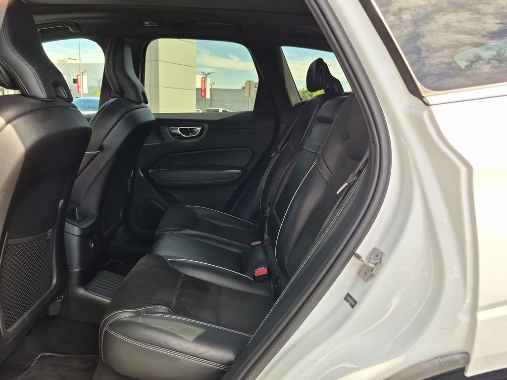 Used 2019 Volvo XC60 T8 R-Design w/ Advanced Package AWD/4WD image 30