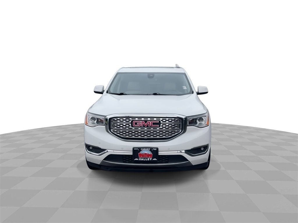 Used 2018 GMC Acadia Denali w/ Technology Package image 3