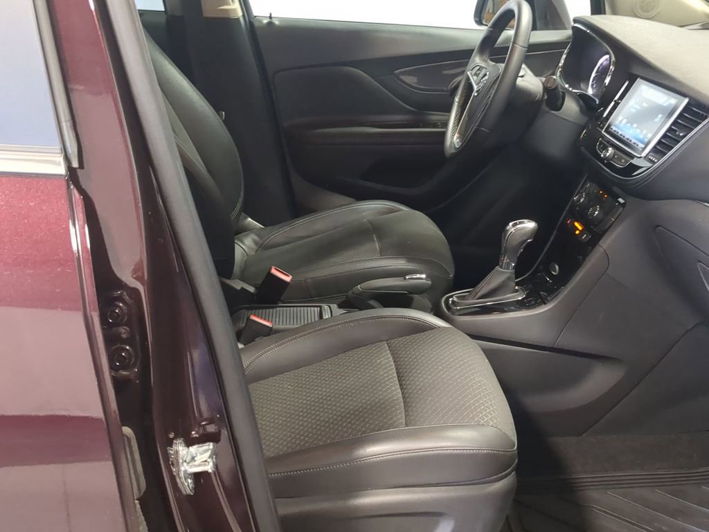 Used 2018 Buick Encore Preferred image 25