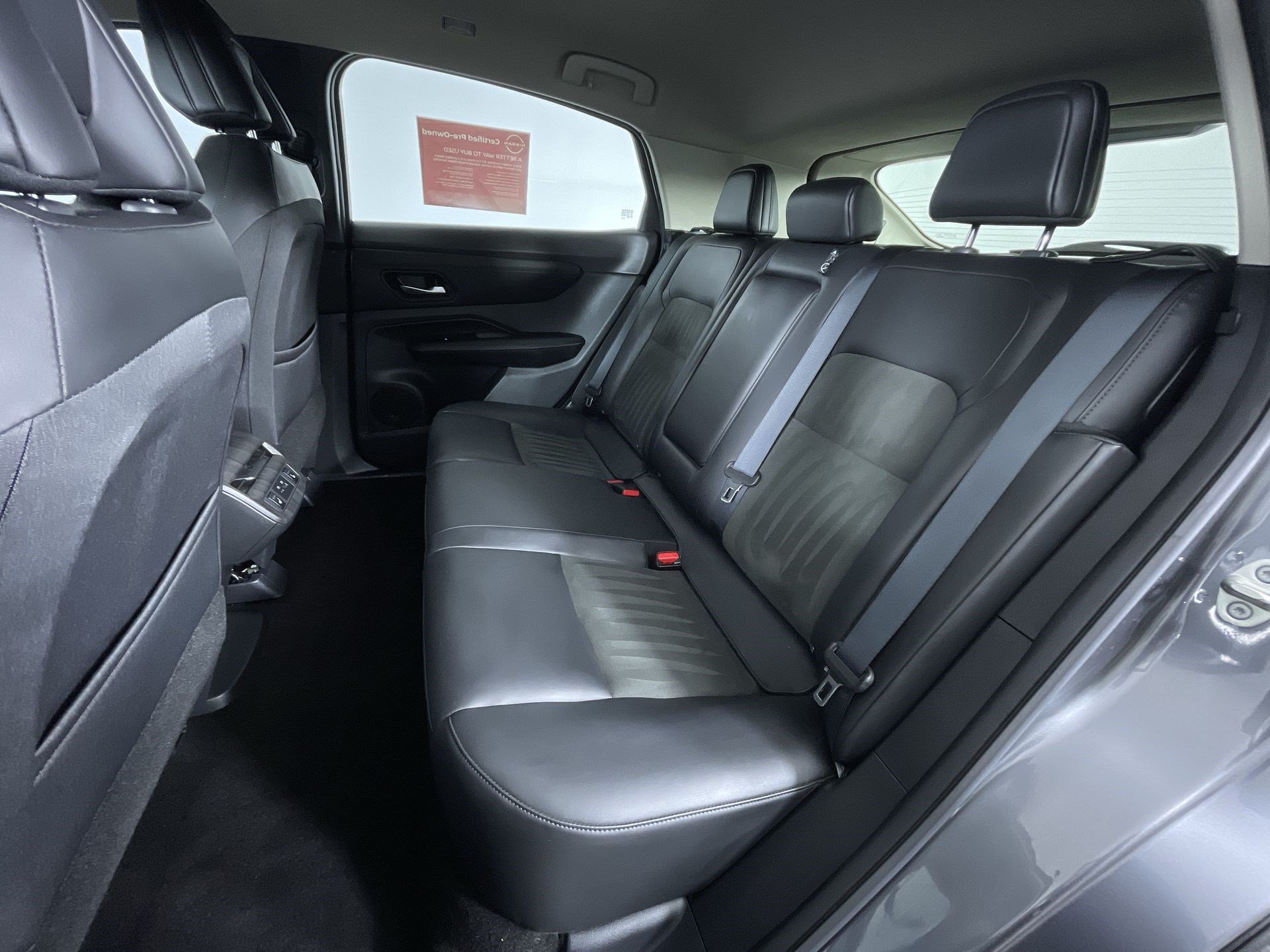 Certified 2024 Nissan Ariya AWD image 23