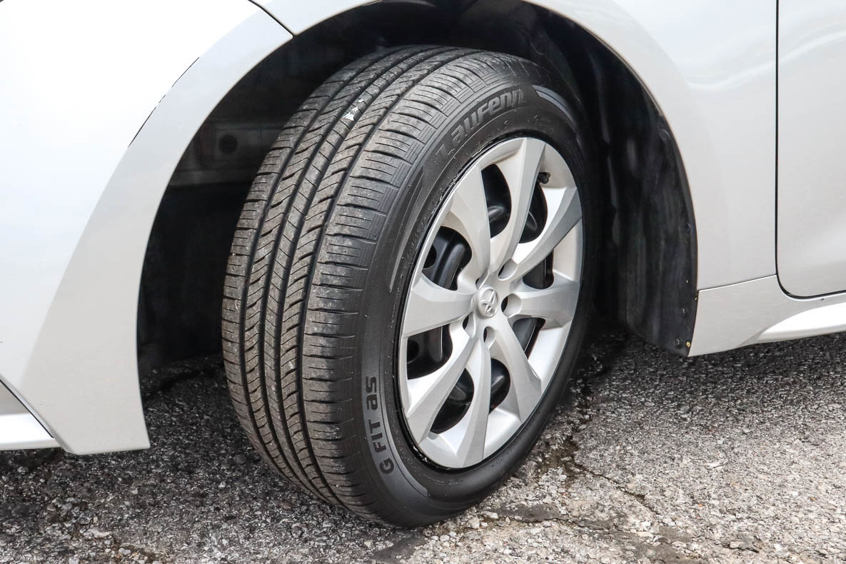 Used 2024 Toyota Corolla LE FWD image 17
