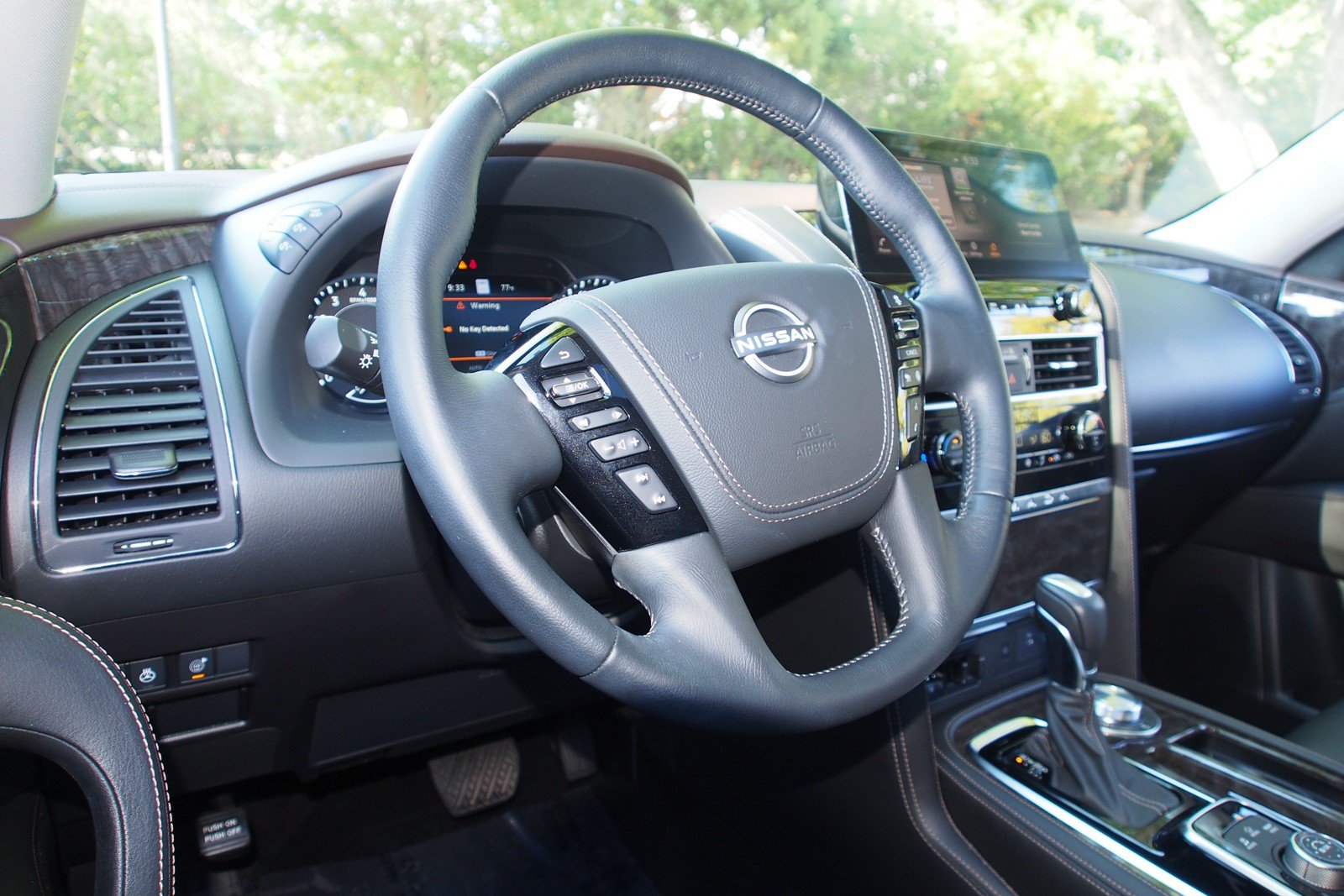 Used 2023 Nissan Armada Platinum w/ Captain's Chairs Package AWD/4WD image 22