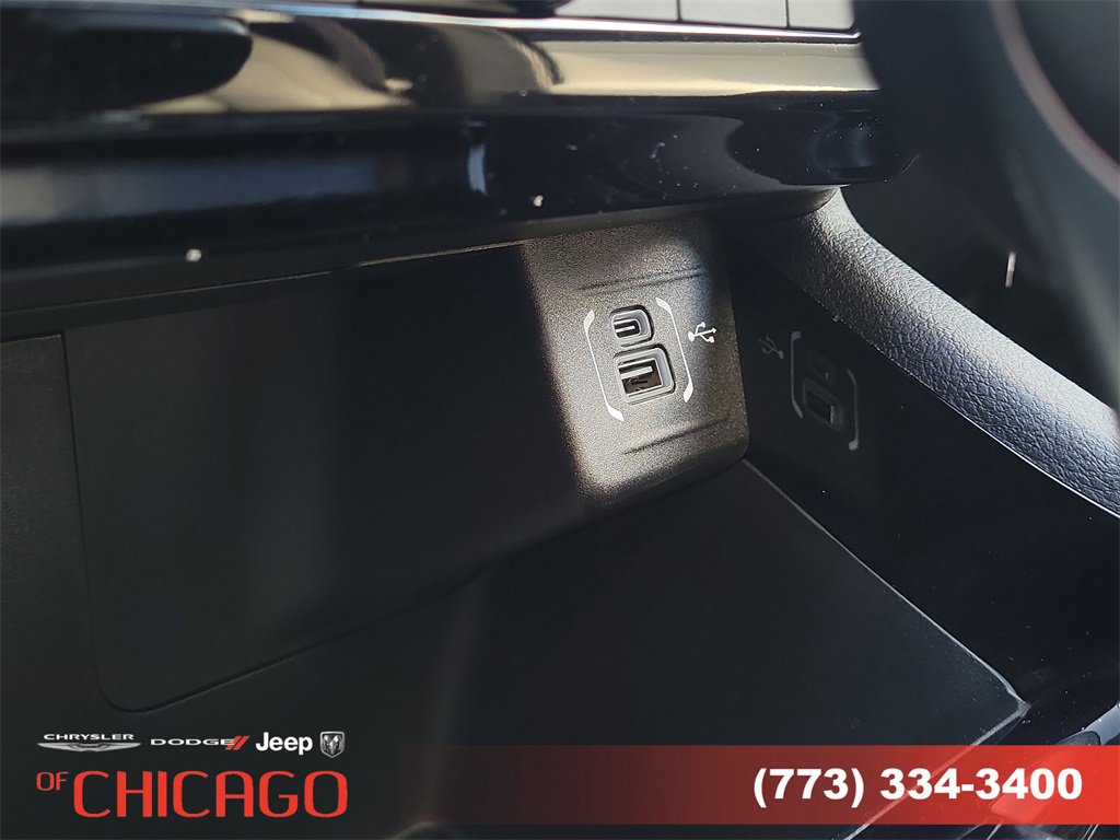 New 2026 Jeep Compass Limited image 35