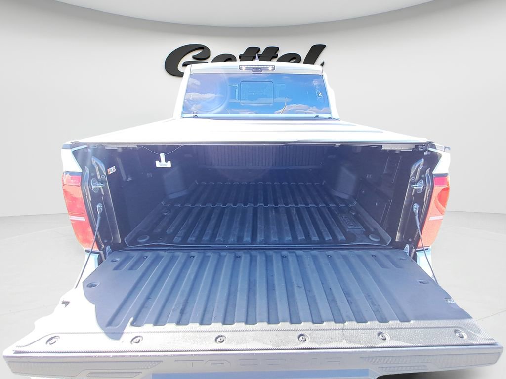 Certified 2025 Toyota Tacoma Limited image 12