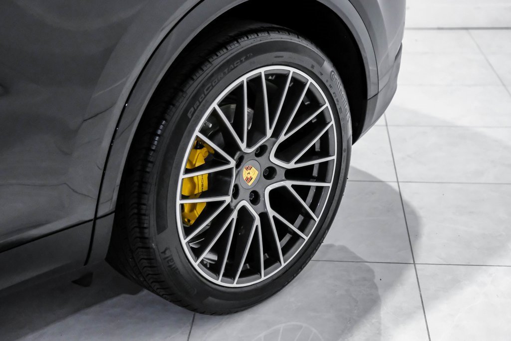 Used 2023 Porsche Cayenne image 67