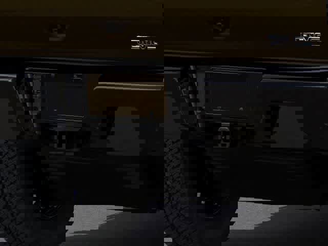 New 2025 GMC Hummer EV 2X image 14