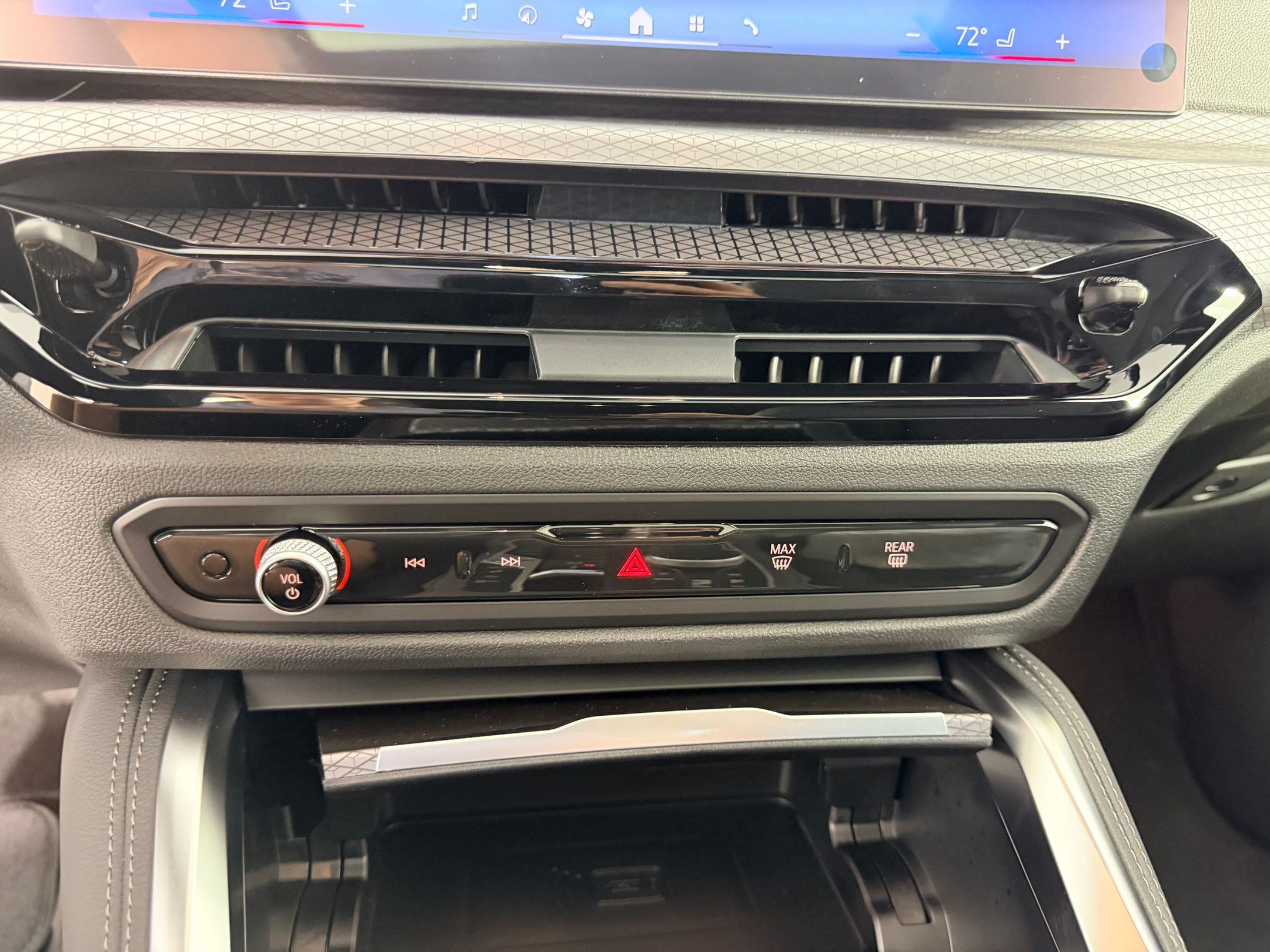 New 2026 BMW 430i xDrive w/ M Sport Package AWD/4WD image 18