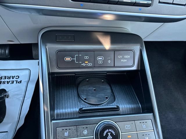 Used 2024 Hyundai Kona Limited AWD/4WD image 14