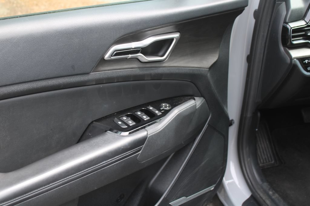 Certified 2023 Kia Sportage X-Line w/ X-Line Premium Package AWD/4WD image 19