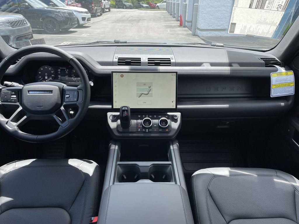 New 2026 Land Rover Defender 90 X-Dynamic SE AWD/4WD image 21