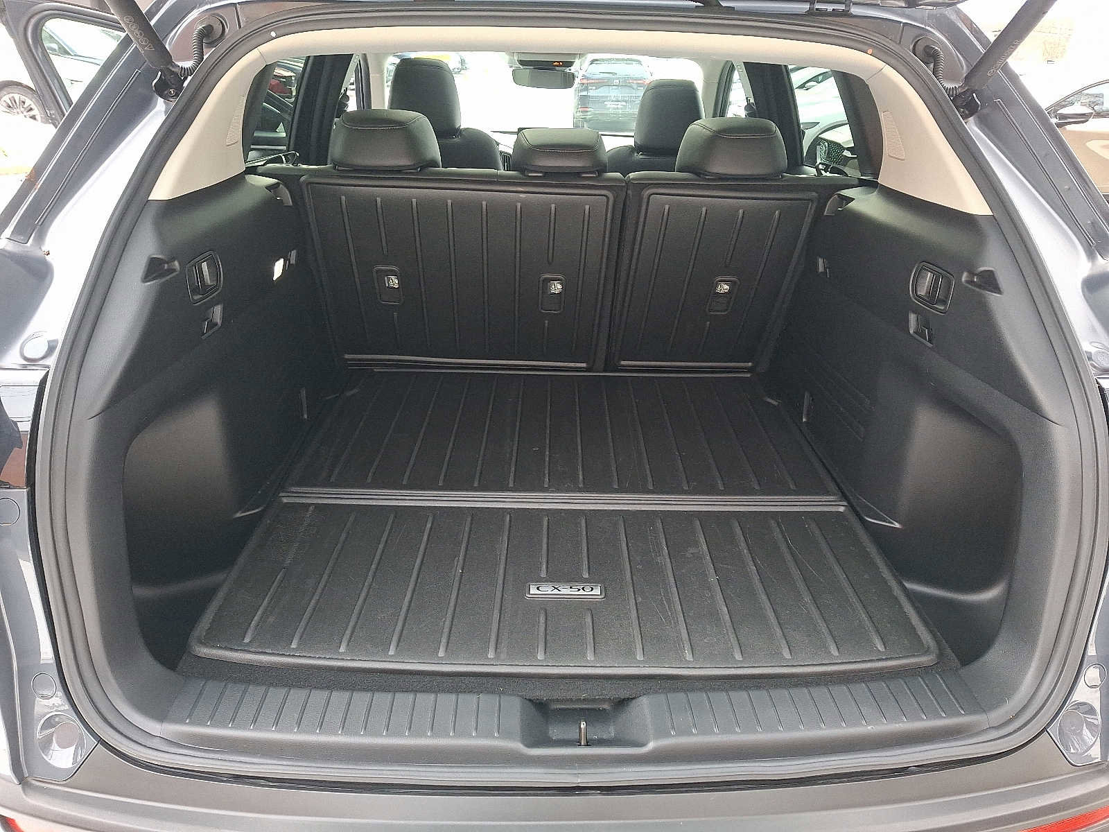 Used 2025 MAZDA CX-50 AWD 2.5 S w/ Weather Package image 28