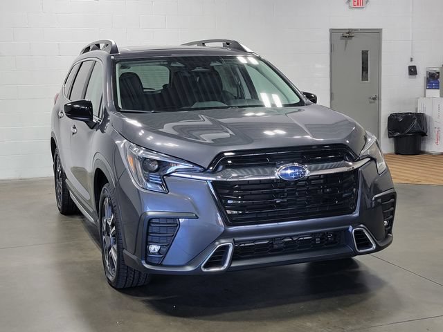 Used 2024 Subaru Ascent Touring AWD/4WD image 4