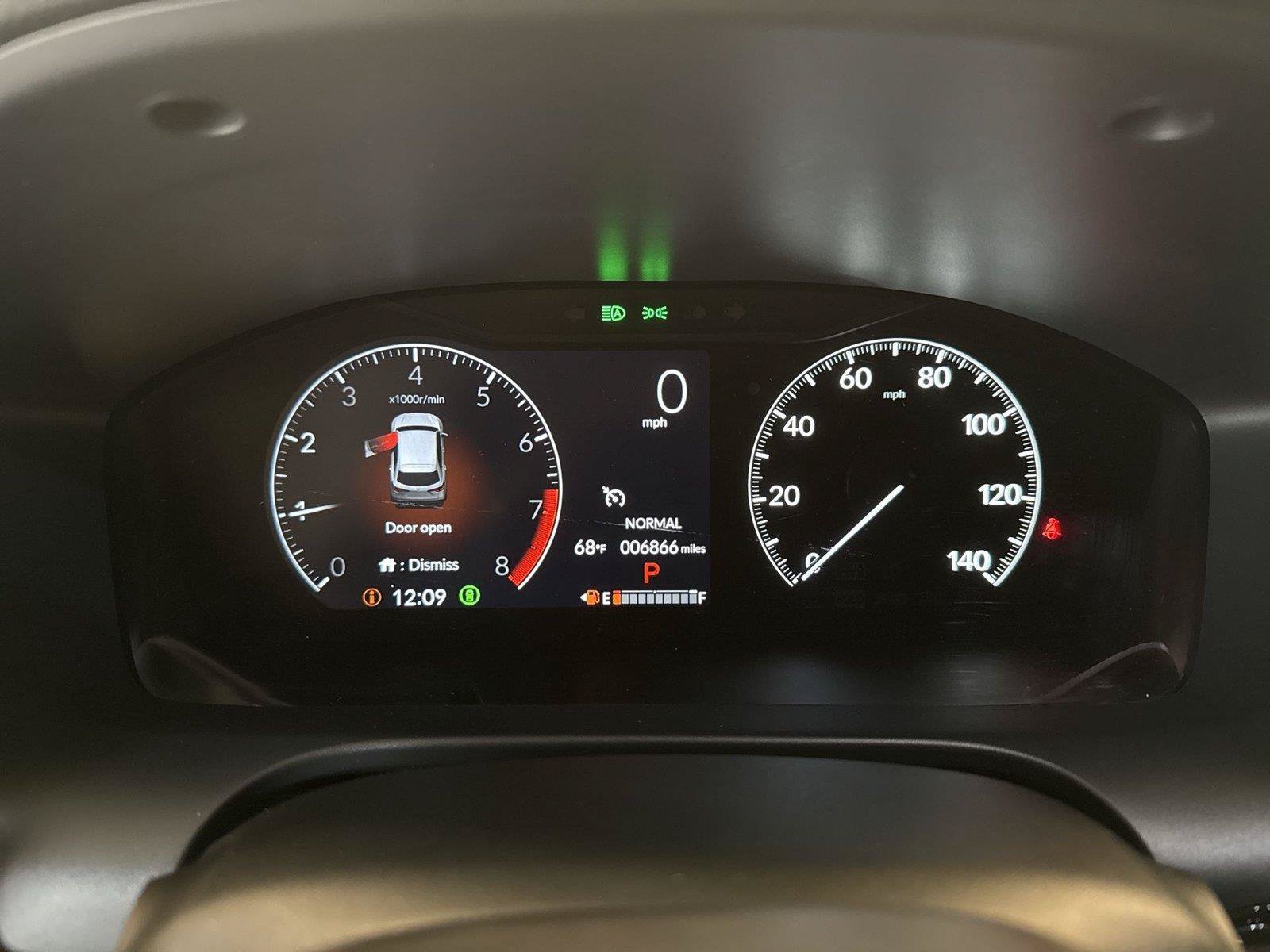 Used 2025 Honda HR-V Sport image 10