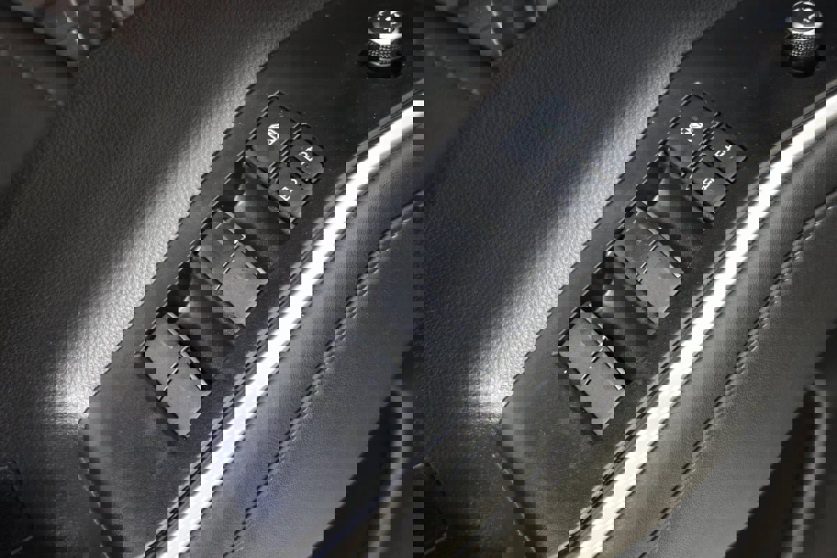 Used 2021 Toyota Highlander Platinum image 25